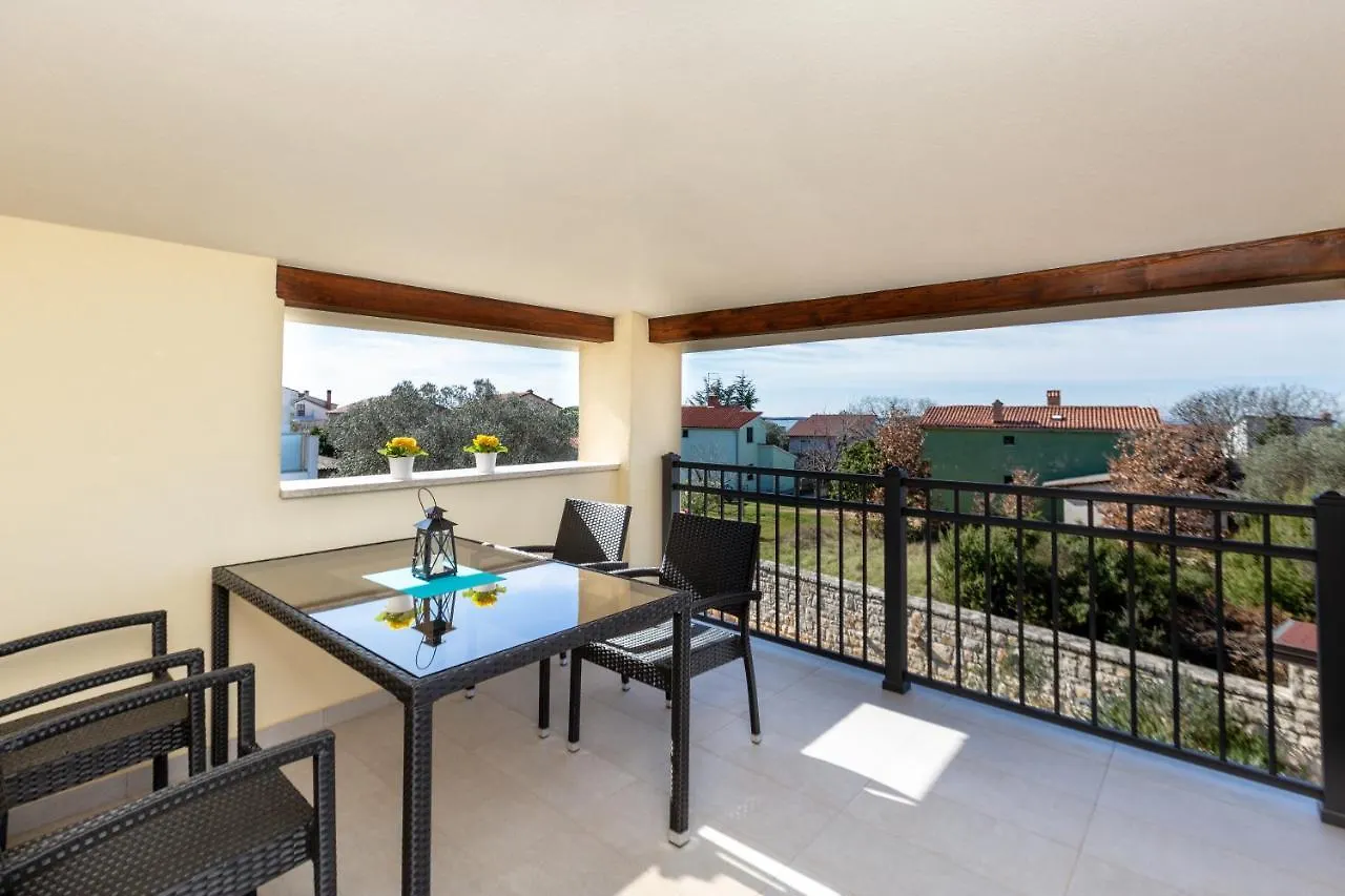 Apartments Krusec 풀라 0*,